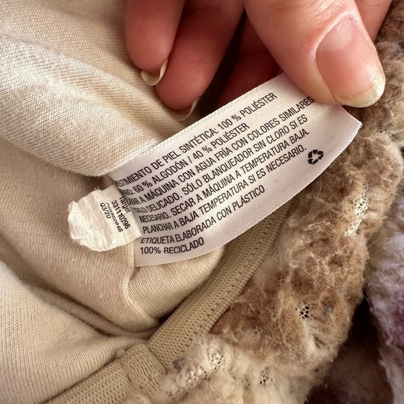 Wild fable Vintage faux fur fleece pullover. Fall perfect. Small - Picture 3 of 8